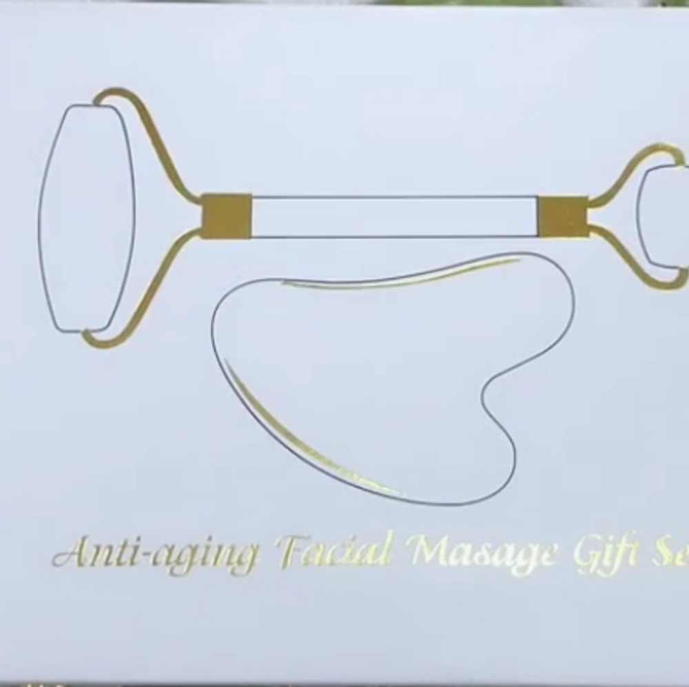 Green jade and guasha anti aging massage gift set